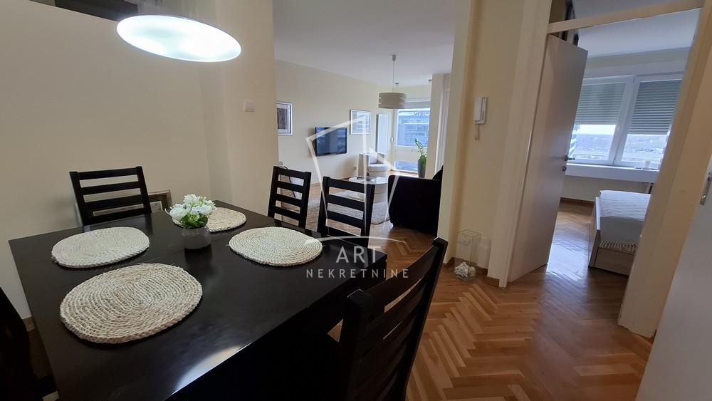 Slika 8 - Bulevar Milutina Milankovića, Trosoban stan za izdavanje, 70m2, 1.000€