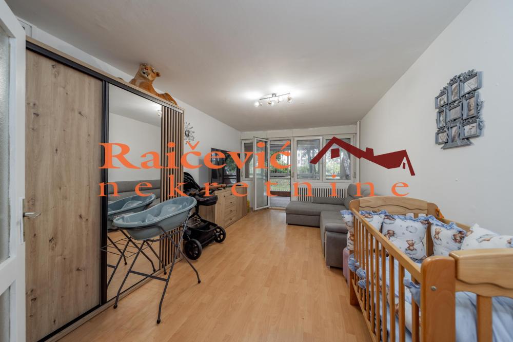 Slika 1 - Omladinskih brigada, Trosoban stan na prodaju, 98m2, 275.000€