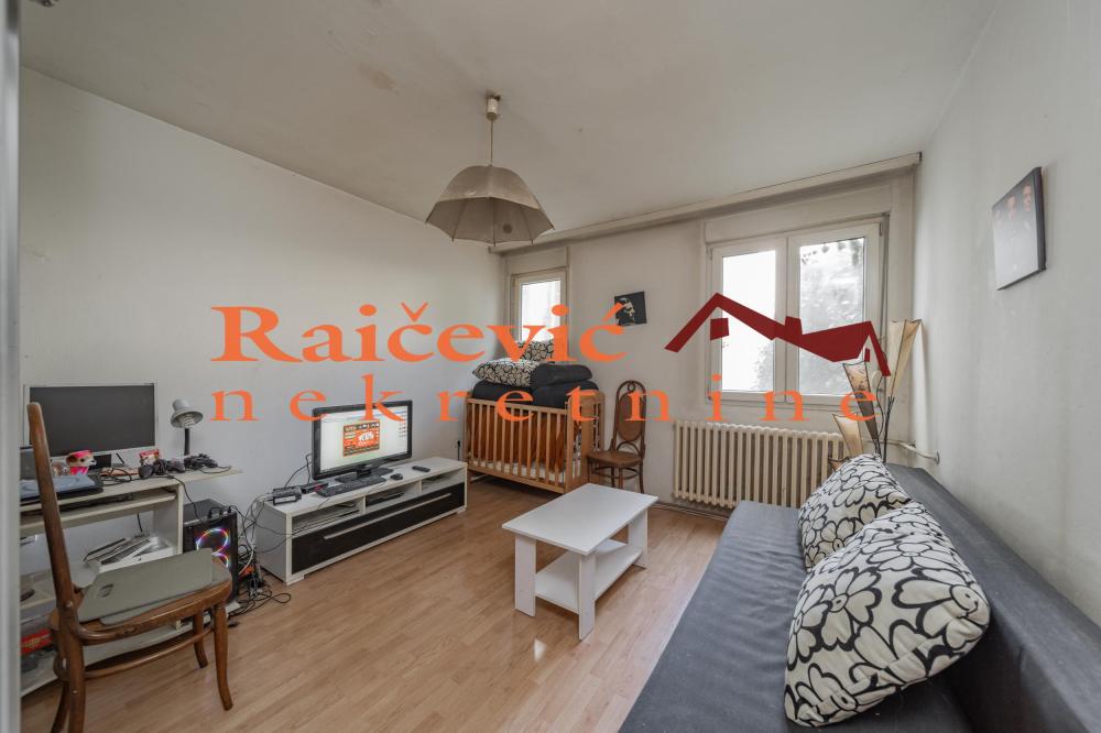 Slika 11 - Omladinskih brigada, Trosoban stan na prodaju, 98m2, 275.000€