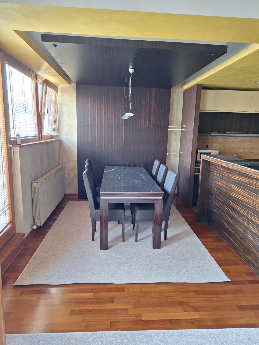 Slika 1 - Patrijarha Varnave, Trosoban stan za izdavanje, 90m2, 1.300€