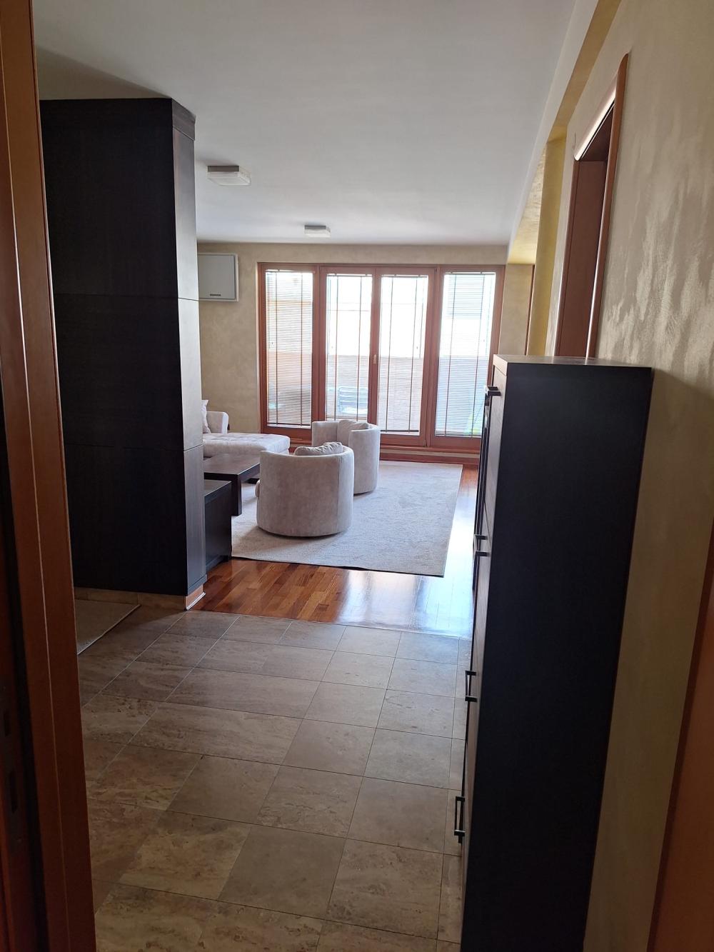 Slika 5 - Patrijarha Varnave, Trosoban stan za izdavanje, 90m2, 1.300€