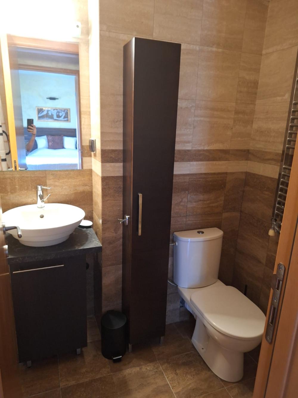 Slika 11 - Patrijarha Varnave, Trosoban stan za izdavanje, 90m2, 1.300€