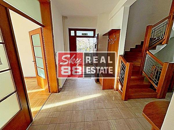 Slika 4 - Kuća za izdavanje, 350m2, 3.700€