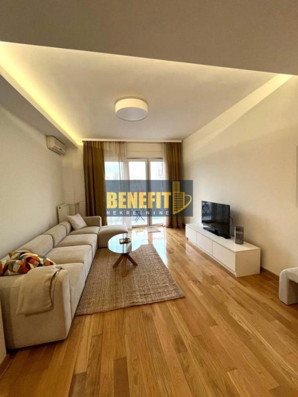 Glavna slika -Dvoiposoban stan za izdavanje, 75m2, 1.000€