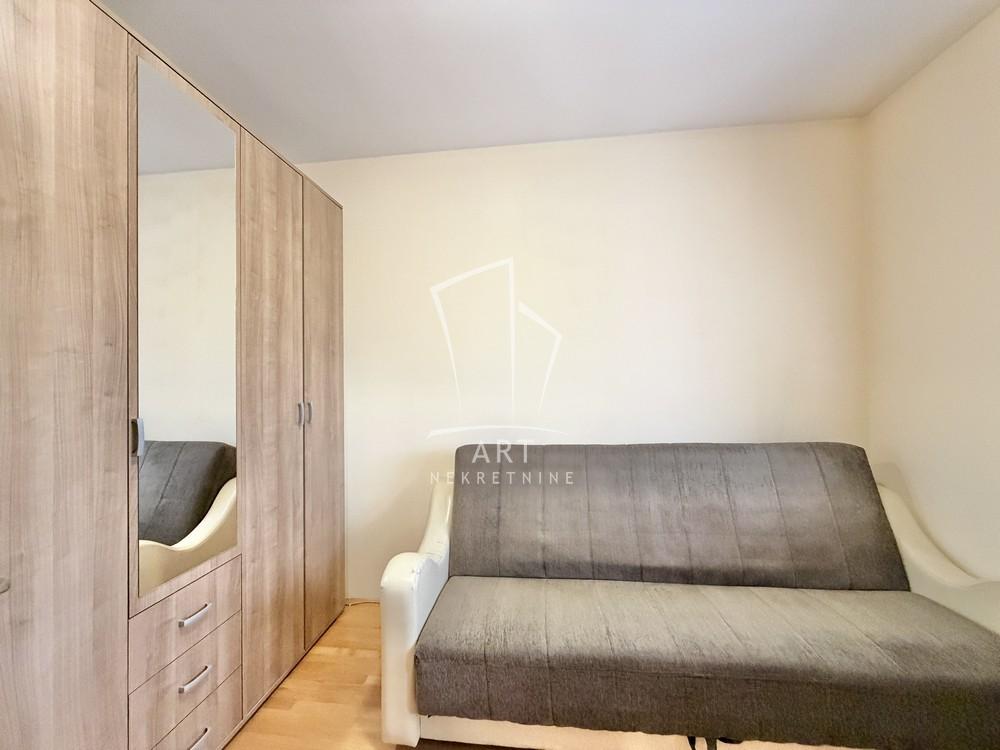 Slika 5 - Narodne omladine, Trosoban stan na prodaju, 49m2, 115.000€