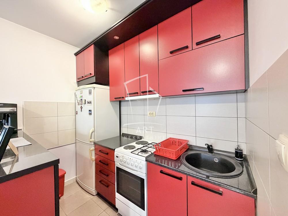 Slika 4 - Narodne omladine, Trosoban stan na prodaju, 49m2, 115.000€