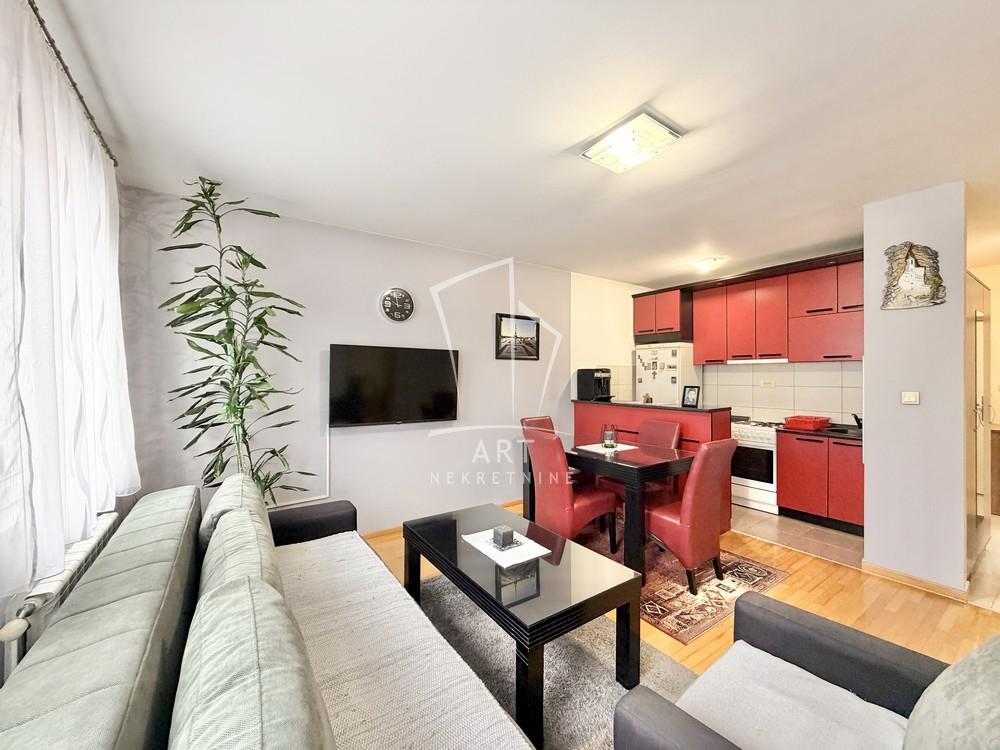 Slika 1 - Narodne omladine, Trosoban stan na prodaju, 49m2, 115.000€