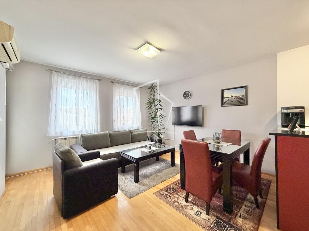 Glavna slika -Narodne omladine, Trosoban stan na prodaju, 49m2, 115.000€