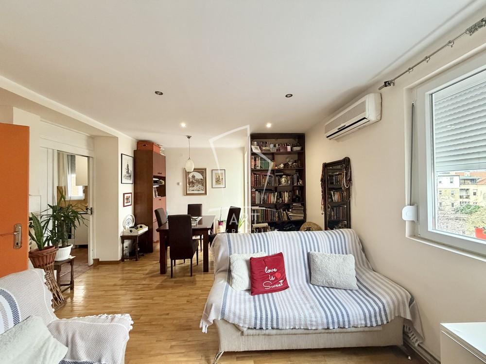 Slika 1 - 22. oktobra, Troiposoban stan na prodaju, 86m2, 240.000€