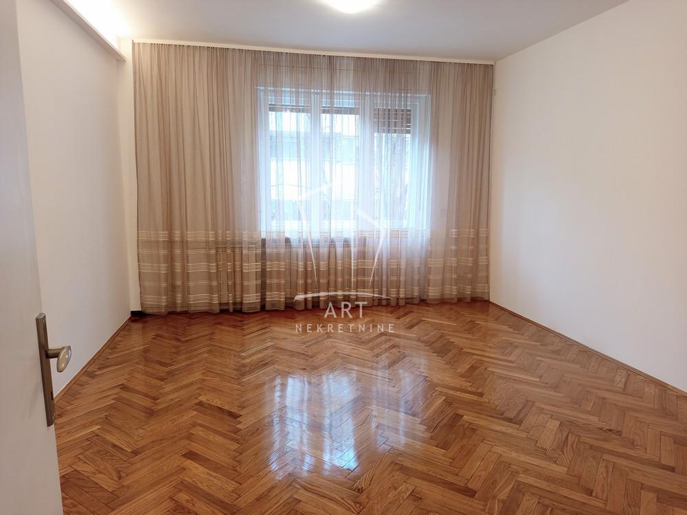 Slika 4 - Majke Jevrosime, Trosoban stan za izdavanje, 78m2, 1.100€