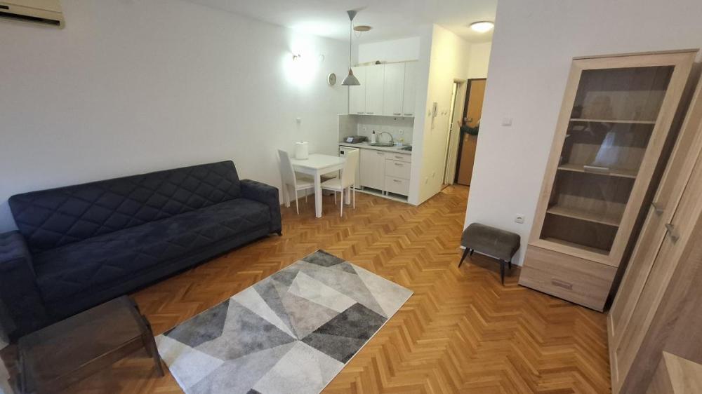 Slika 3 - Jednosoban stan za izdavanje, 26m2, 330€