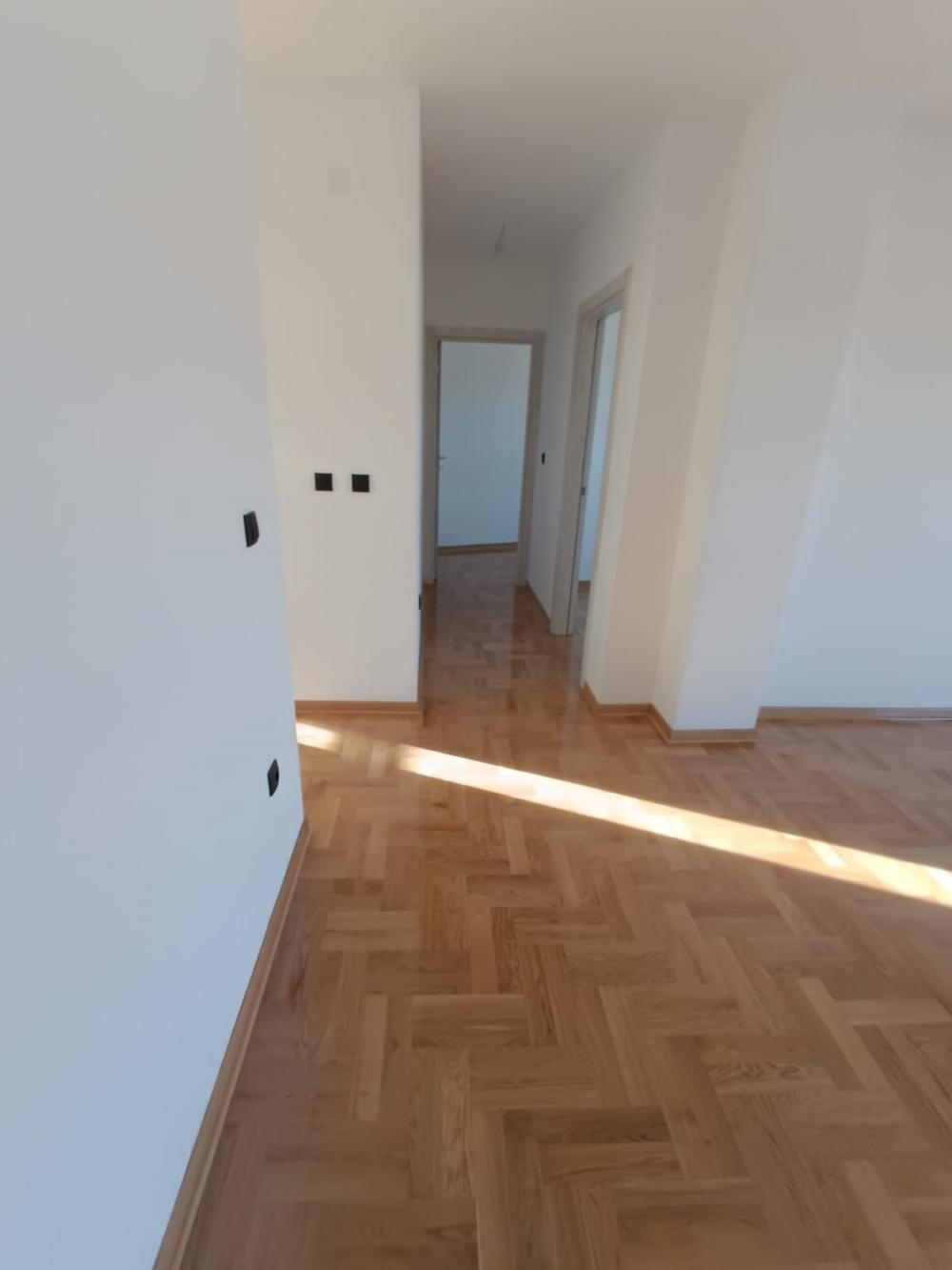 Slika 6 - Strogi centar grada, Troiposoban stan na prodaju, 77m2, 168.750€