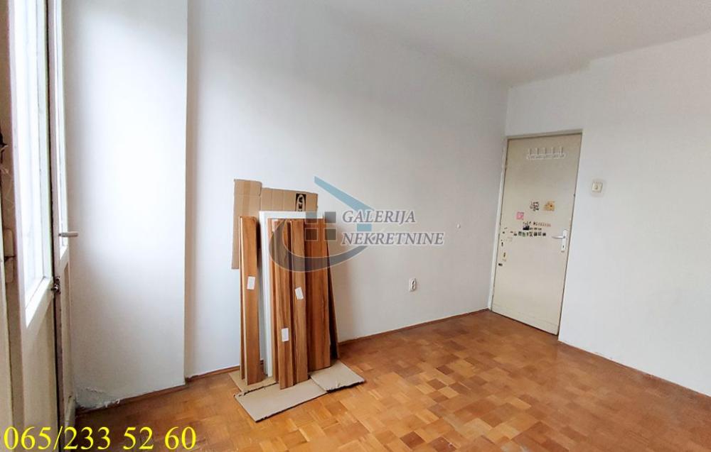 Slika 9 - Mije Kovačevića, Trosoban stan na prodaju, 72m2, 220.000€