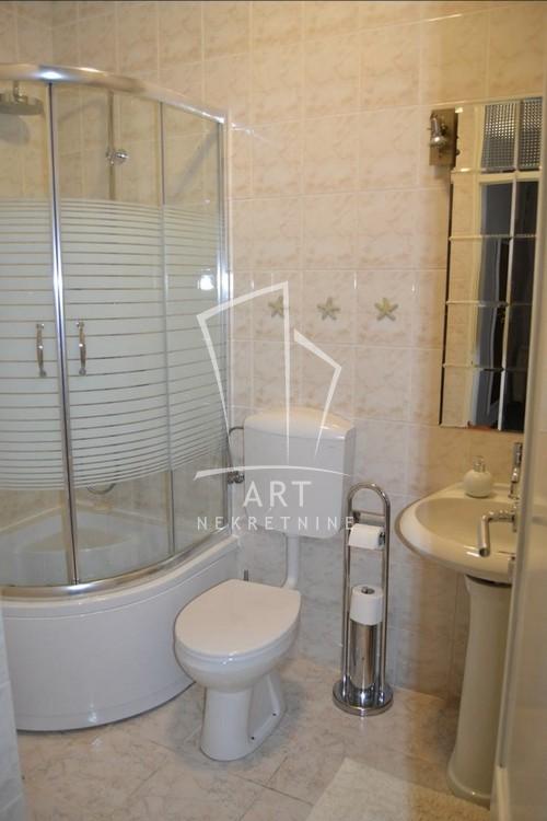 Slika 9 - Vladete Kovačevića, Četvorosoban stan za izdavanje, 108m2, 2.300€