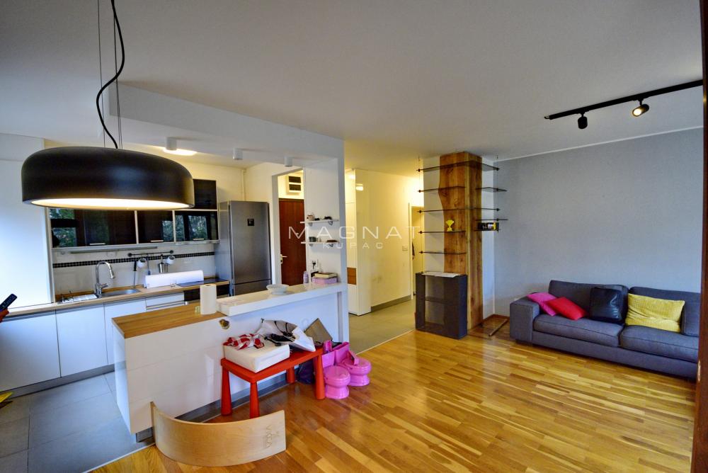 Slika 4 - Kralja Vladimira, Trosoban stan na prodaju, 73m2, 268.000€