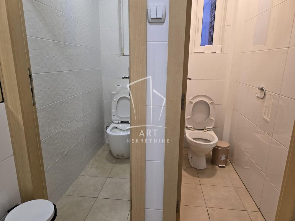 Slika 10 - Trg Nikole Pašića,  Lokal za izdavanje, 192m2, 2.700€