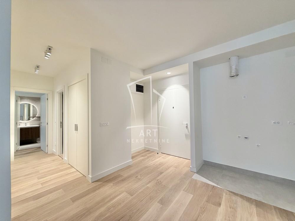 Slika 2 - Luke Ćelovića Trebinjca, Trosoban stan na prodaju, 87m2, 375.000€