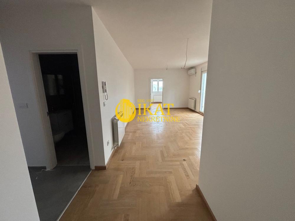 Slika 2 - Dvoiposoban stan na prodaju, 57m2, 125.000€