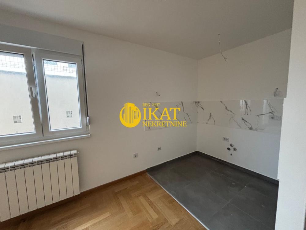 Slika 5 - Dvoiposoban stan na prodaju, 57m2, 125.000€
