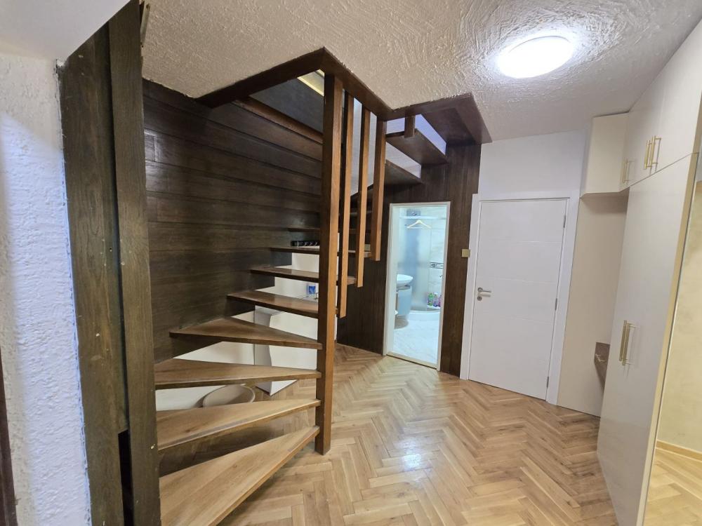 Slika 6 - Koste Racina, Kuća za izdavanje, 160m2, 2.500€