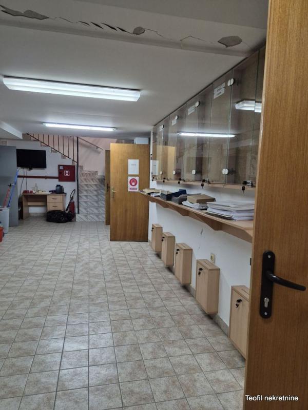 Slika 1 - Visoka,  Lokal na prodaju, 535m2, 1.100.000€