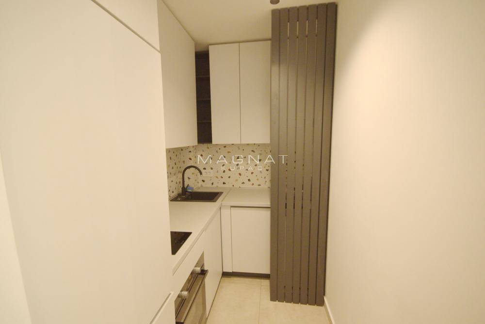 Slika 1 - Dunavski kej, Jednoiposoban stan na prodaju, 45m2, 223.000€