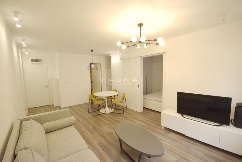 Slika 2 - Dunavski kej, Jednoiposoban stan na prodaju, 45m2, 223.000€