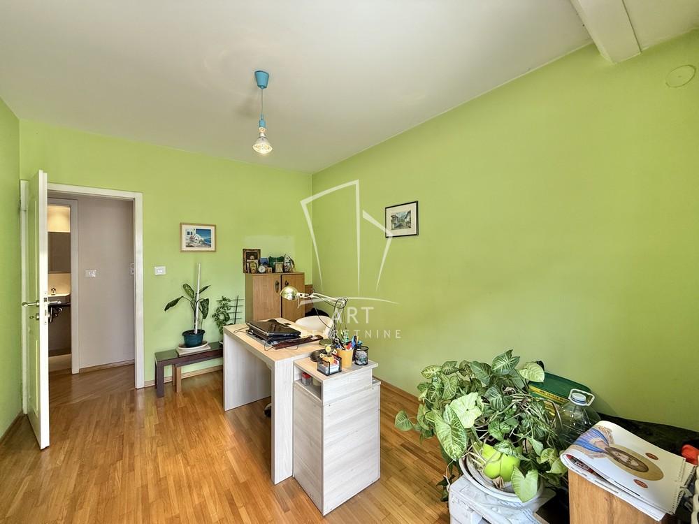 Slika 11 - Kulina Bana, Četvorosoban stan na prodaju, 81m2, 275.000€