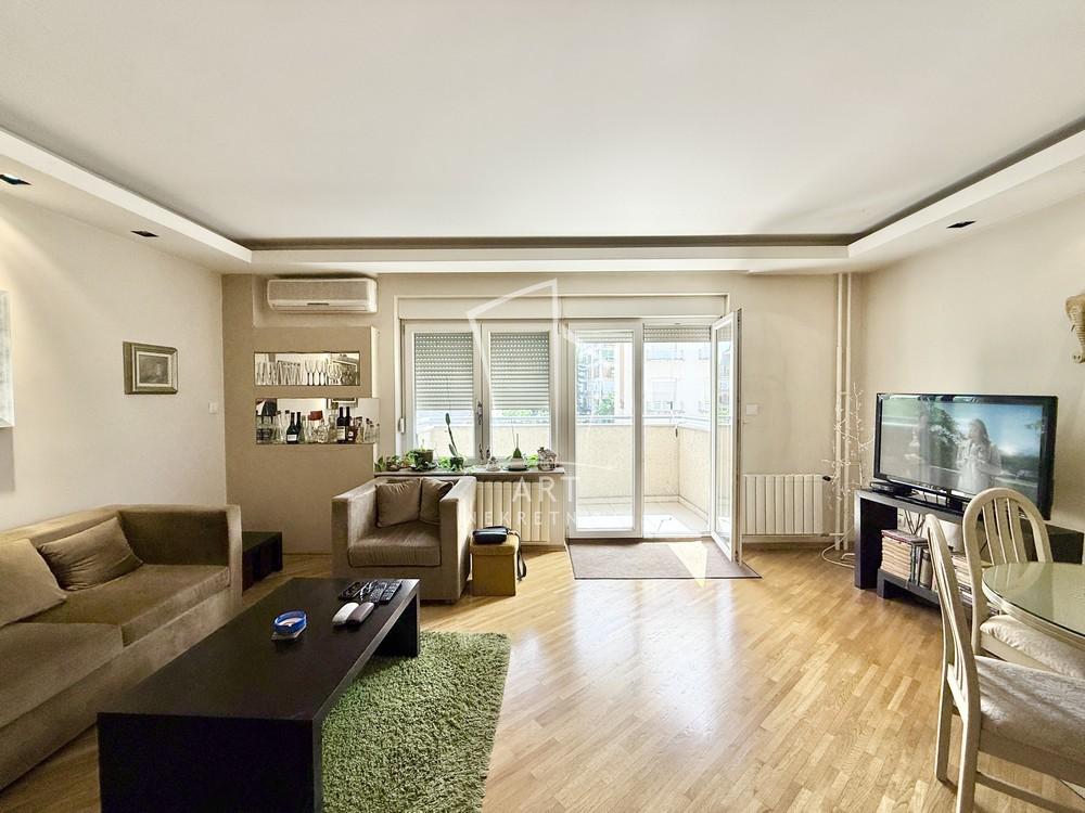 Slika 2 - Kulina Bana, Četvorosoban stan na prodaju, 81m2, 275.000€