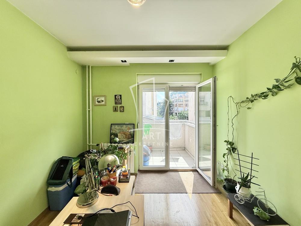 Slika 10 - Kulina Bana, Četvorosoban stan na prodaju, 81m2, 275.000€