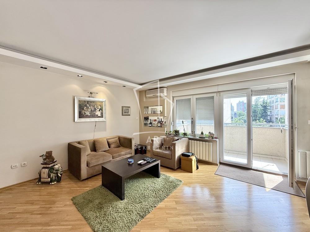 Glavna slika -Kulina Bana, Četvorosoban stan na prodaju, 81m2, 275.000€