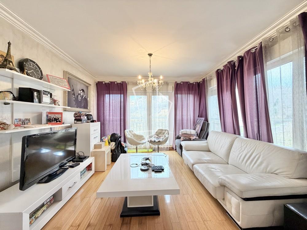 Slika 1 - Velisava Vulovića, Četvorosoban stan za izdavanje, 124m2, 2.000€