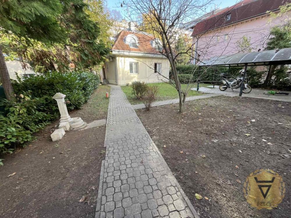 Glavna slika - Kuća za izdavanje, 220m2, 3.000€