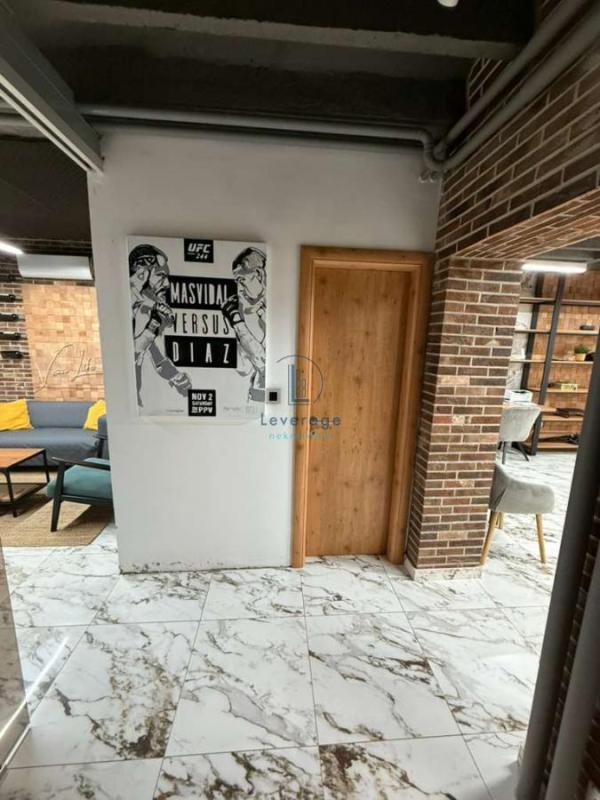 Slika 8 - Sarajevska,  Lokal za izdavanje, 70m2, 1.350€