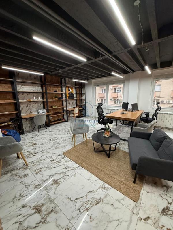 Slika 3 - Sarajevska,  Lokal za izdavanje, 70m2, 1.350€