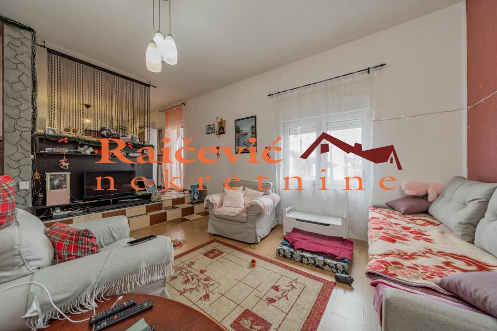 Glavna slika -Omladinsko setaliste, Trosoban stan na prodaju, 115m2, 175.000€