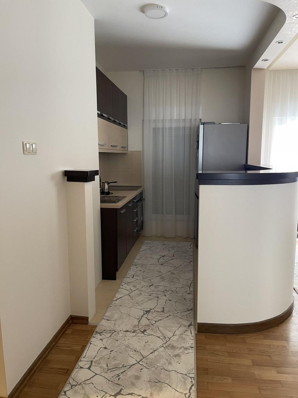 Slika 5 - Velisava Vulovića, Trosoban stan za izdavanje, 86m2, 1.900€