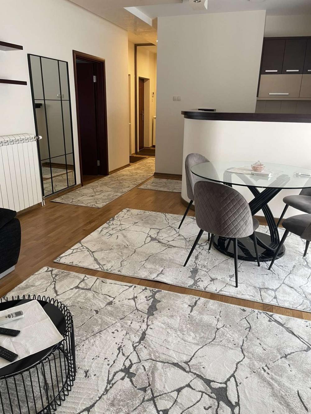 Slika 4 - Velisava Vulovića, Trosoban stan za izdavanje, 86m2, 1.900€