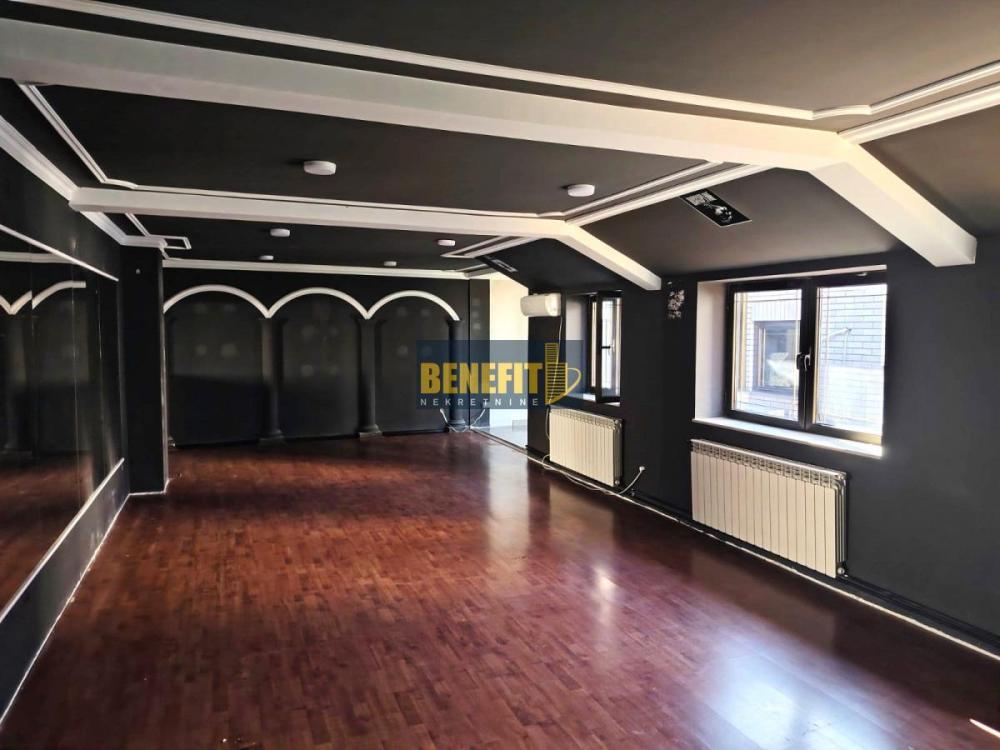 Glavna slika - Lokal za izdavanje, 212m2, 1.800€