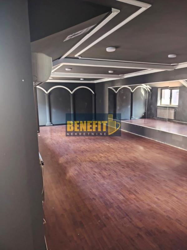 Slika 1 -  Lokal za izdavanje, 212m2, 1.800€