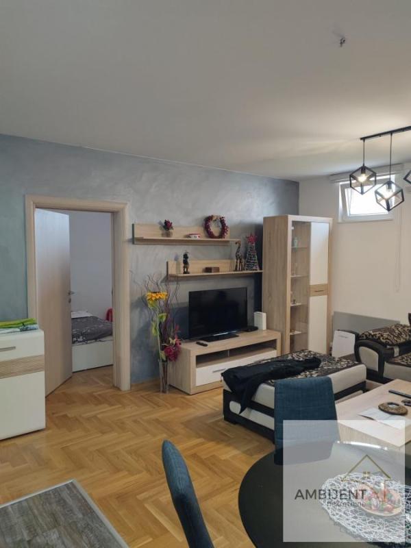 Slika 10 - Trosoban stan na prodaju, 52m2, 150.000€