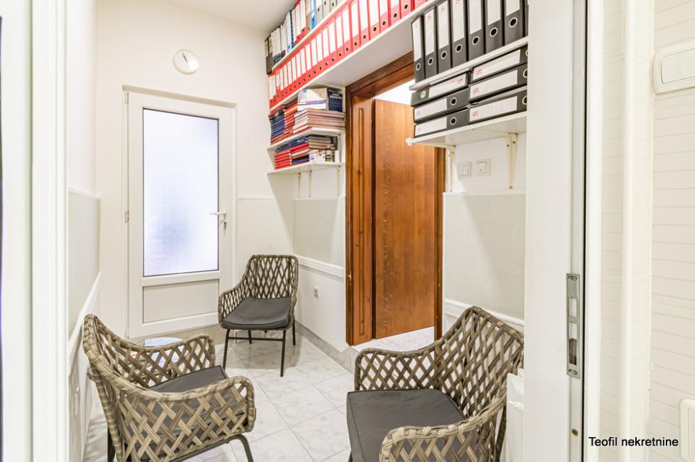 Slika 9 - Cara Dušana,  Lokal na prodaju, 104m2, 450.000€