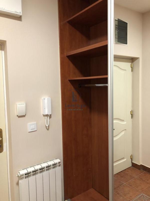 Slika 8 - Stojana Protića, Dvoiposoban stan za izdavanje, 60m2, 700€