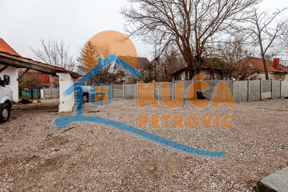 Slika 3 - 7. jula,  Kuća na prodaju, 204m2, 145.000€