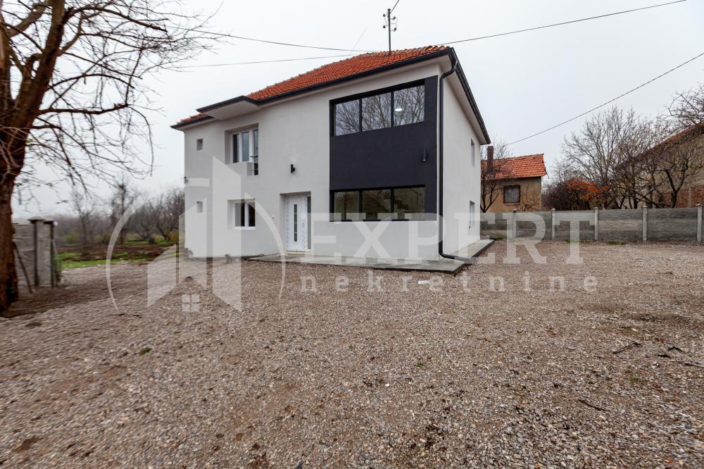 Glavna slika -7. jula,  Kuća na prodaju, 204m2, 145.000€