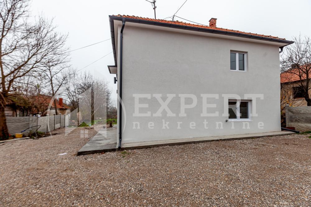 Slika 1 - 7. jula,  Kuća na prodaju, 204m2, 145.000€