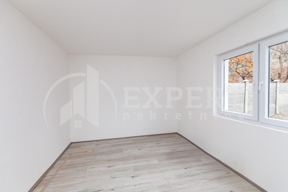 Slika 8 - 7. jula,  Kuća na prodaju, 204m2, 145.000€