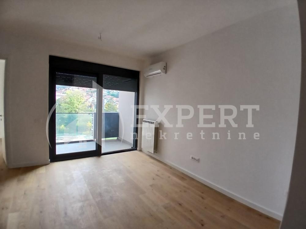 Slika 2 - Stevana Sremca, Jednoiposoban stan za izdavanje, 50m2, 400€