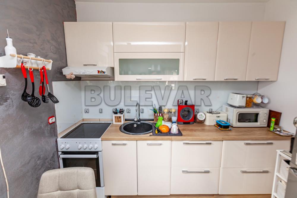 Slika 4 - Aleksandra Petrovića, Troiposoban stan na prodaju, 96m2, 120.000€