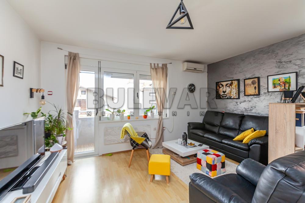 Glavna slika -Aleksandra Petrovića, Troiposoban stan na prodaju, 96m2, 120.000€